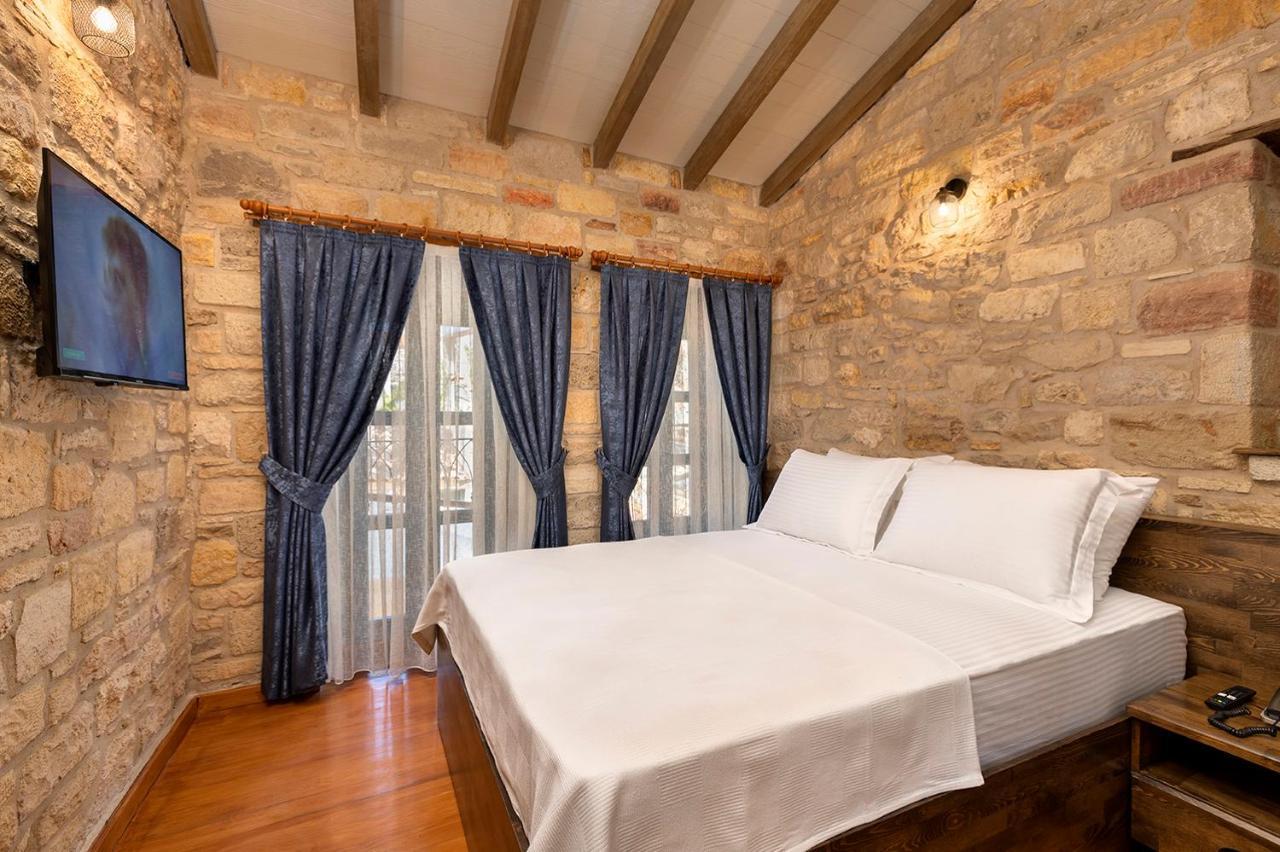 Eflin Haus Historical Place & Monument Çeşme المظهر الخارجي الصورة